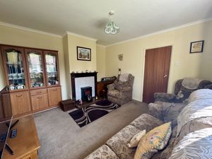 Lounge- click for photo gallery